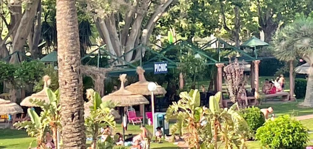 Benal Beach Sun Беналмадена Екстериор снимка
